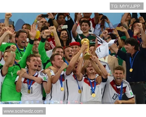 被世界杯遗忘的传奇球星们:那些未曾捧起大力神杯的足球英雄 被世界杯遗忘的传奇球星们:那些未曾捧起大力神杯的足球英雄